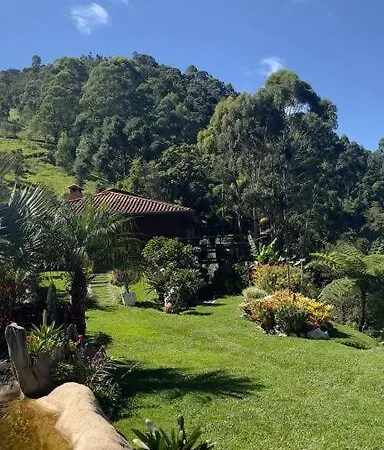 Sitio Com Piscina Natural E Cascata, Com Linda Vista Em Lumiar. Exterior photo